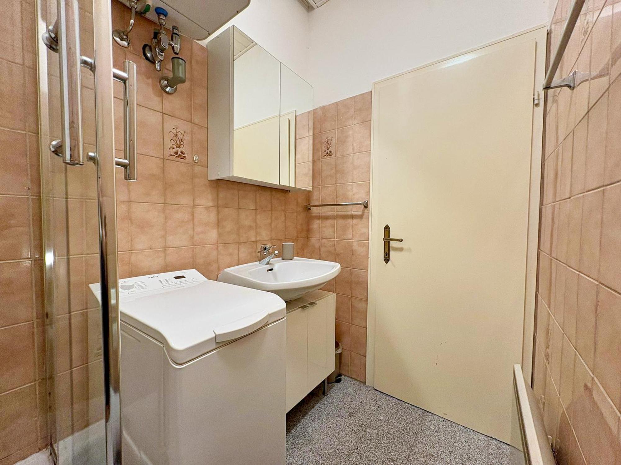 דירות וינה Spacious And Near Metro I Close To Parks I Akh מראה חיצוני תמונה