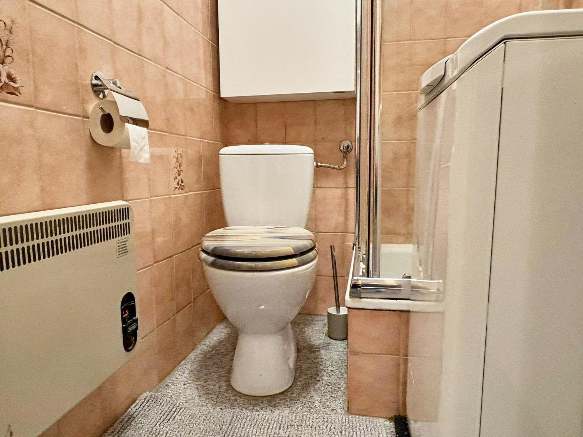 דירות וינה Spacious And Near Metro I Close To Parks I Akh מראה חיצוני תמונה